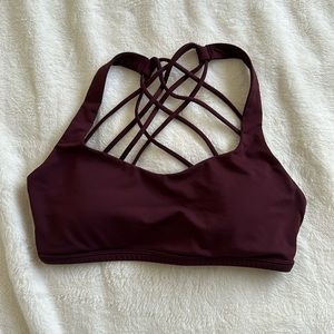 lululemon free to be bra maroon